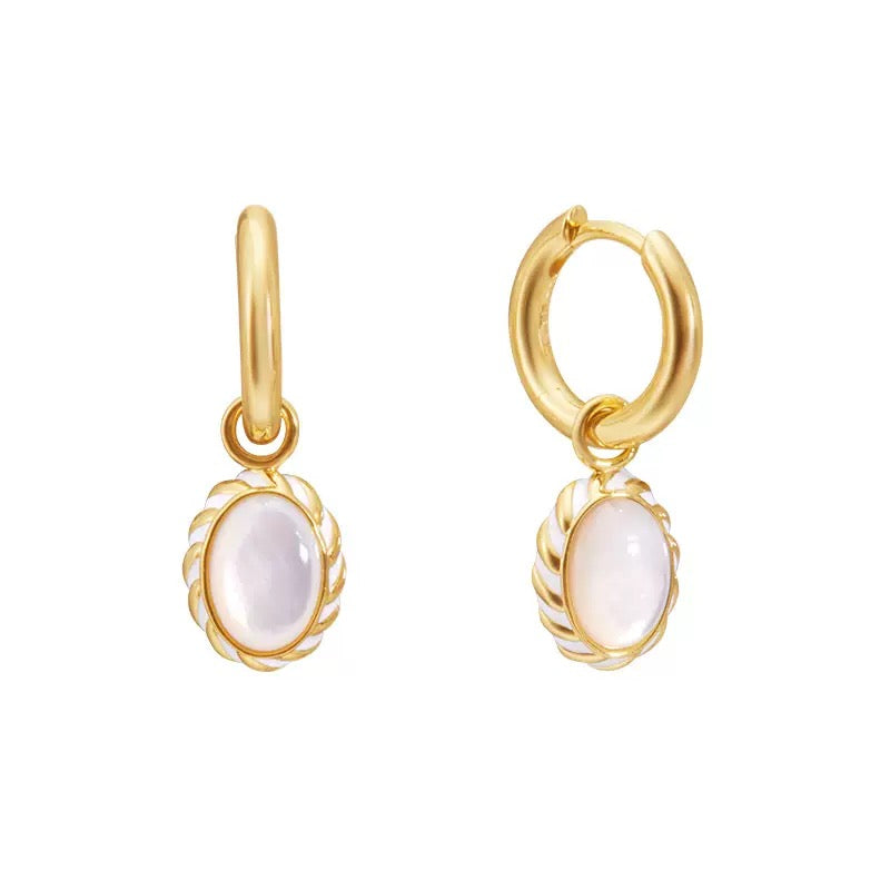 Goldier Necklace Set