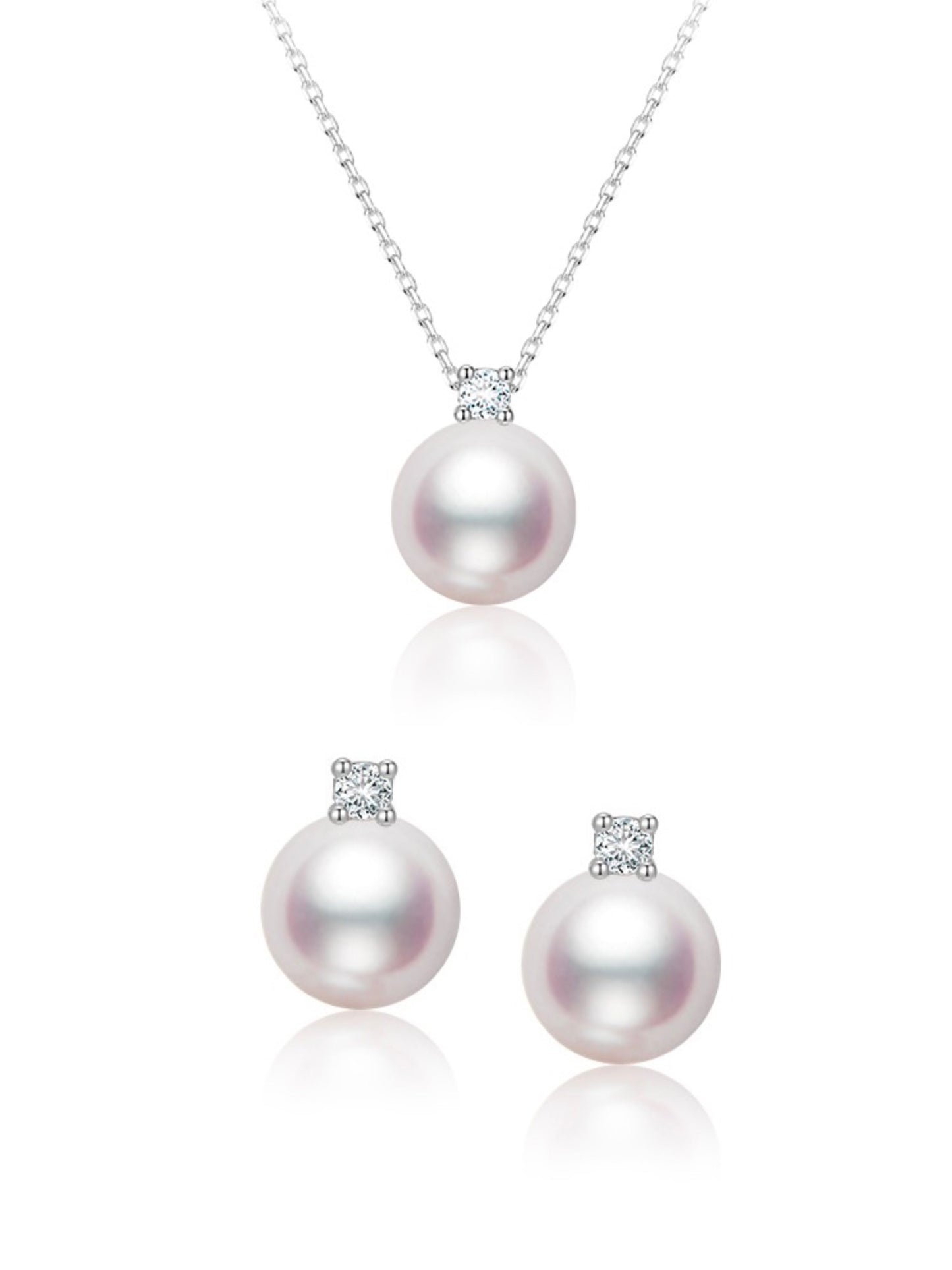 Diana Pearl Ear Stud