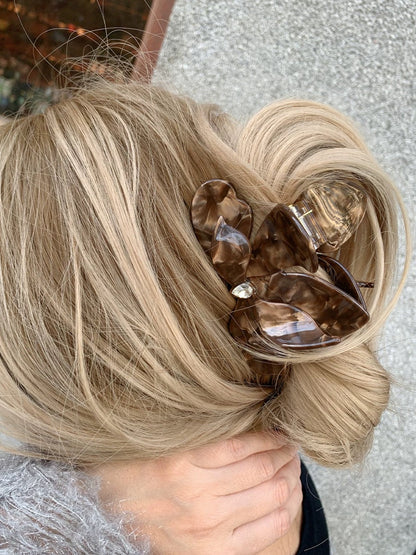 French Chic Triangle Clip