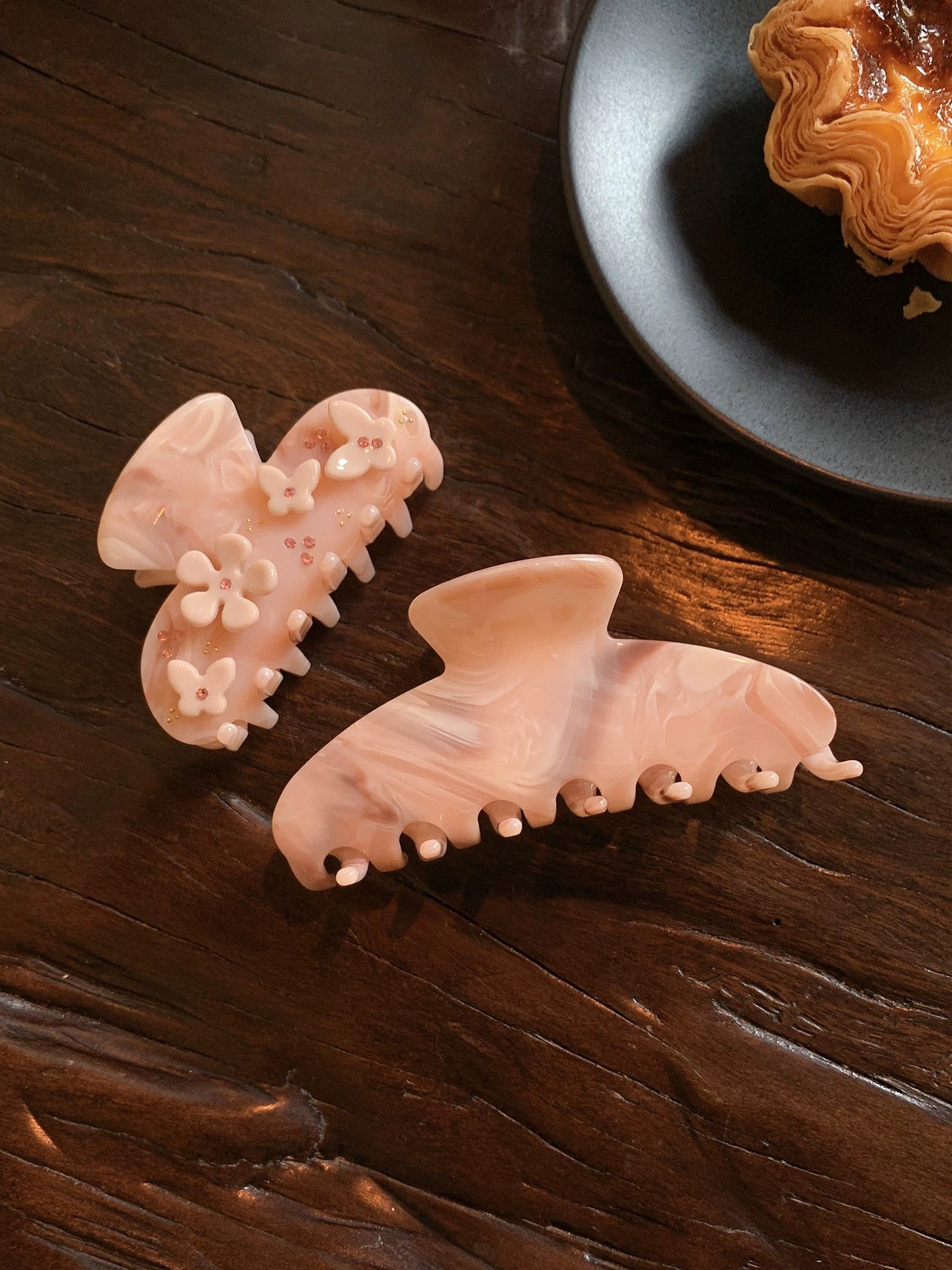 PINKBERRY CLAW CLIP