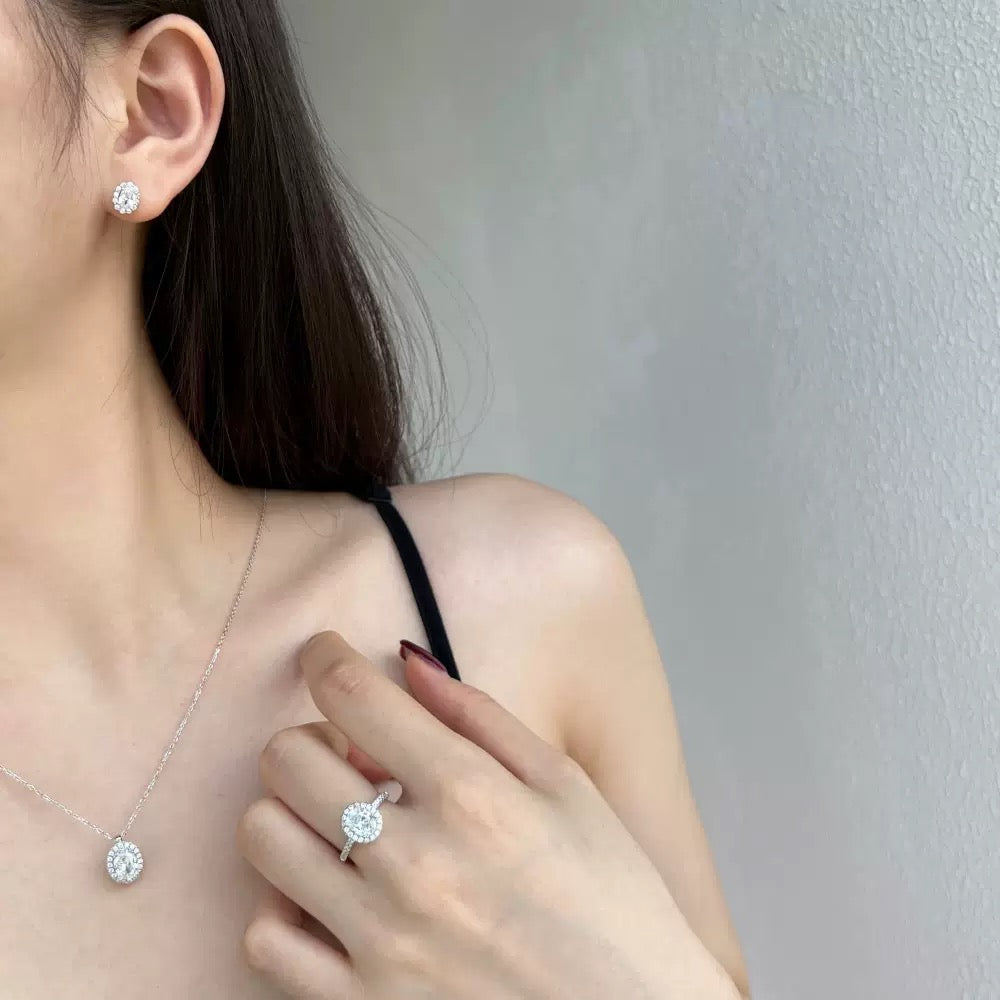 Princess Round Necklace